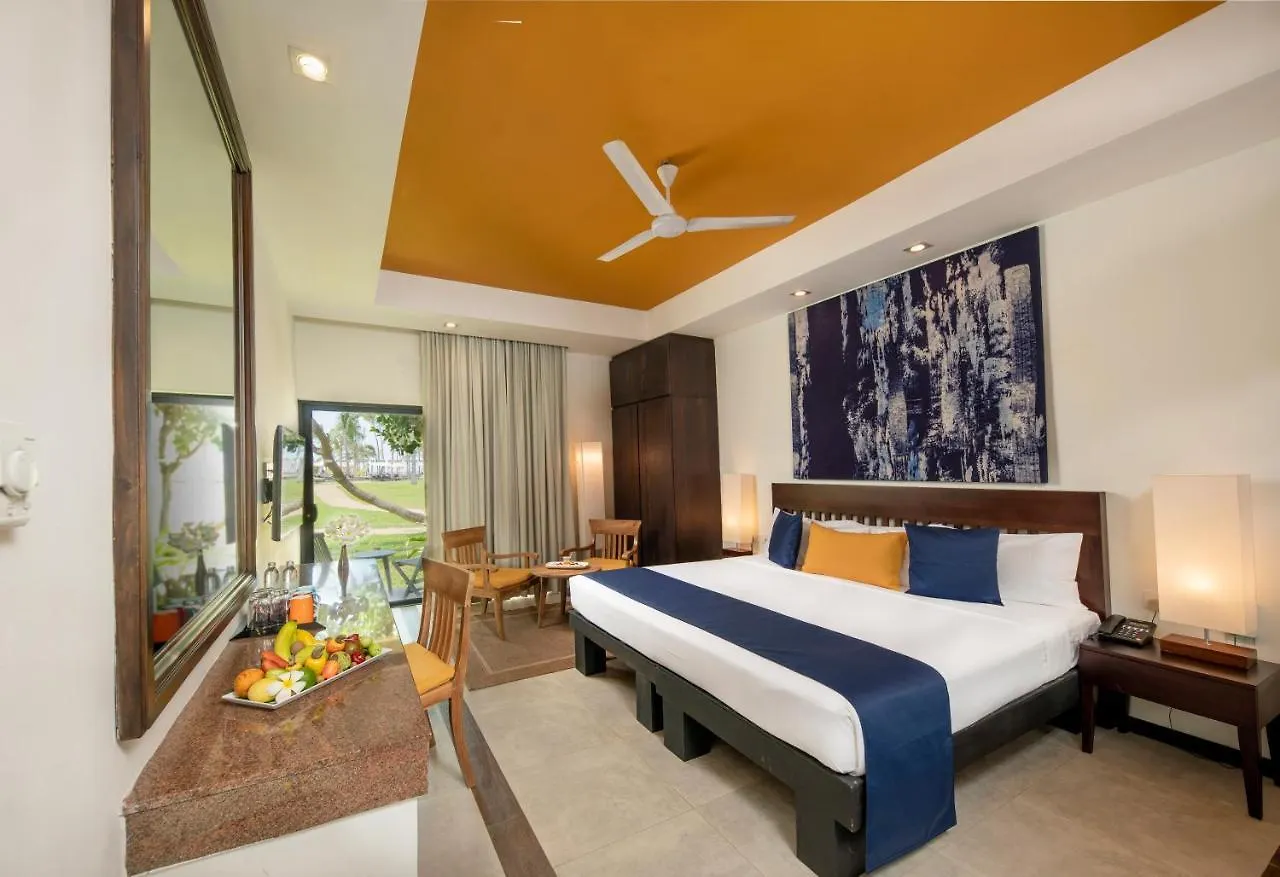 Club Hotel Dolphin Negombo 5*,  Sri Lanka