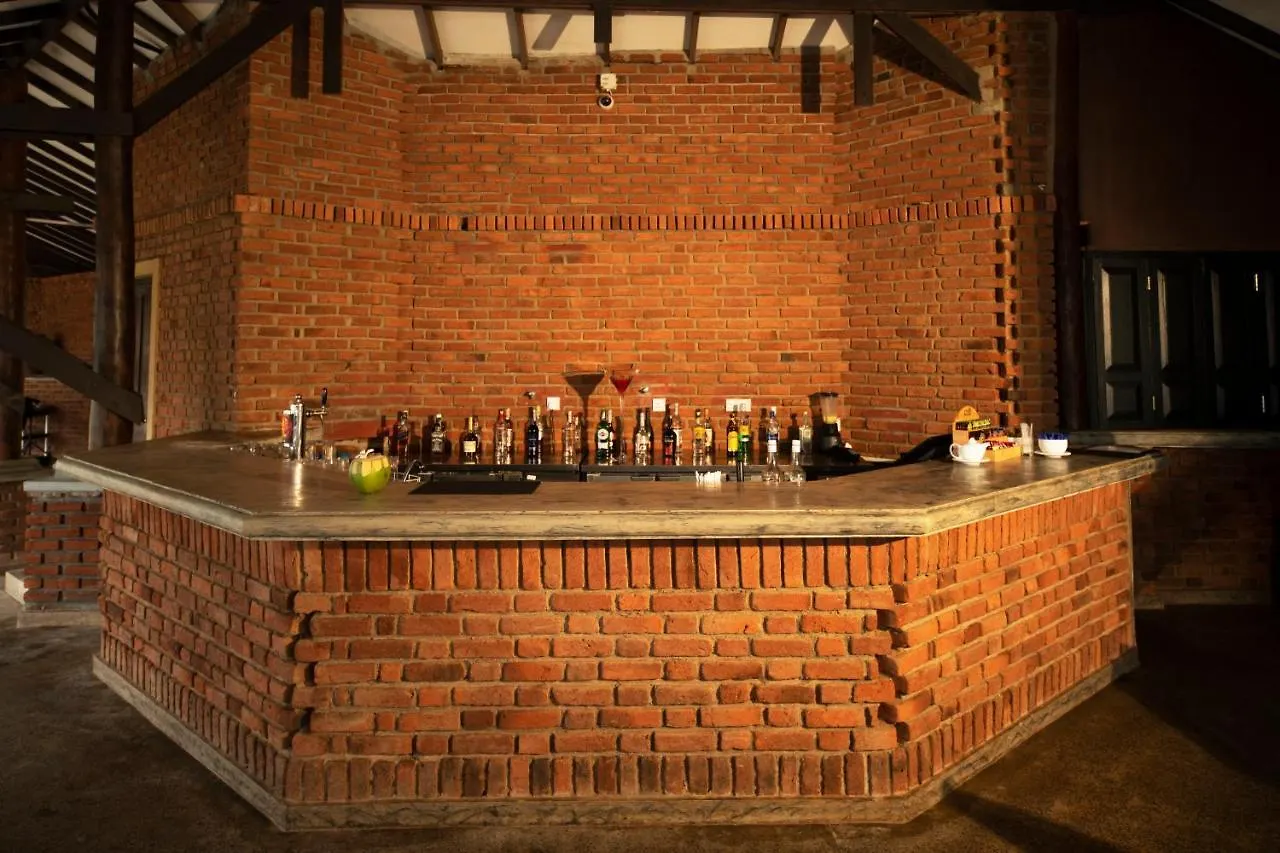 Club Hotel Dolphin Negombo 5*,  Sri Lanka