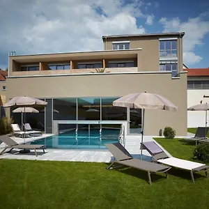 Weißes Roß 4* Illschwang
