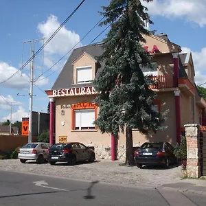 Szálloda Attila
